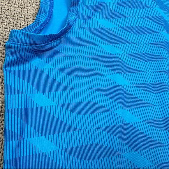 Nike Women’s Golf Blue Performance Sleeveless Polo Shirt ~ Small - Picture 13 of 13